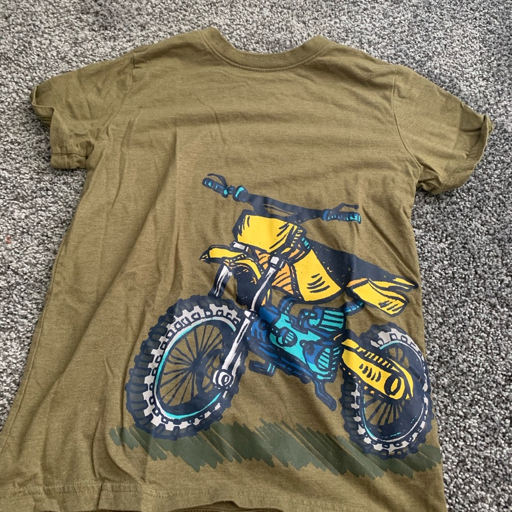 Cat & Jack Motorcycle design shirt M